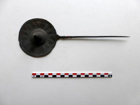 tête d'épingle, image 1/2