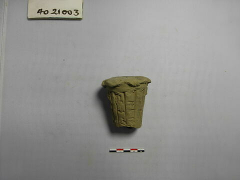 clou de fondation, image 1/1