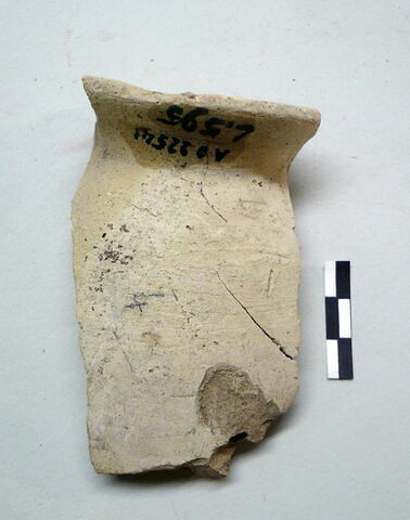 vase, image 1/1