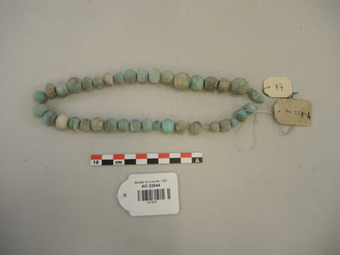 collier ; perle