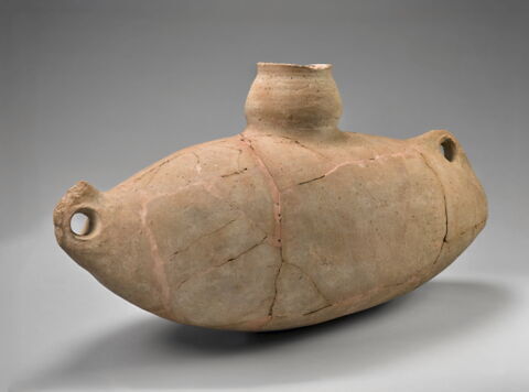 vase, image 3/5