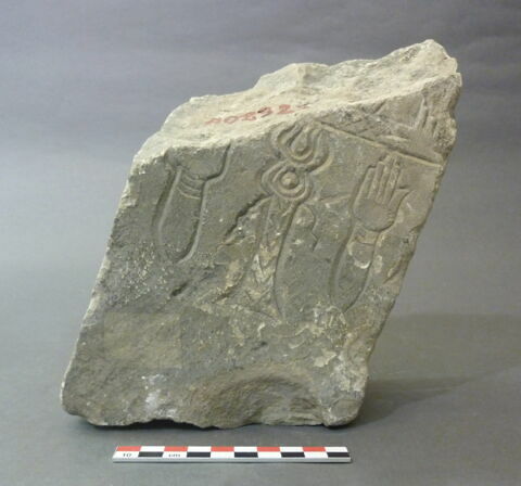 stèle  ; ex-voto, image 2/2