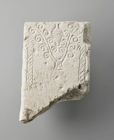 stèle  ; ex-voto, image 1/2