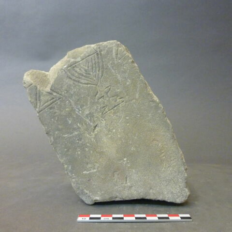 stèle  ; ex-voto, image 2/2