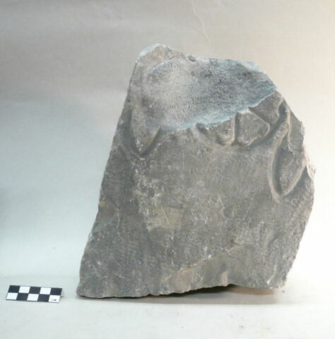 stèle  ; ex-voto, image 2/2