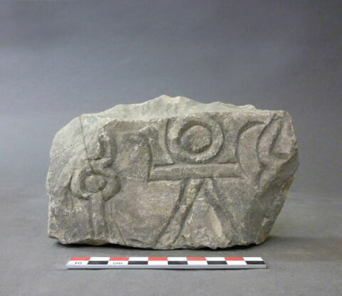 stèle  ; ex-voto, image 2/2
