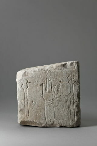 stèle  ; ex-voto, image 1/2