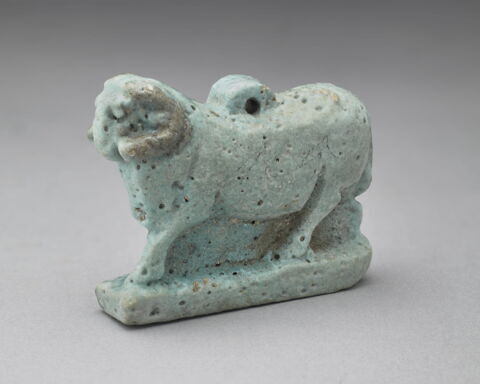 figurine ; pendentif ; amulette