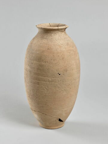 vase, image 2/3