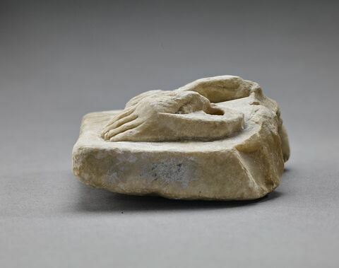 statue, image 4/6