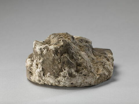 statue, image 7/10