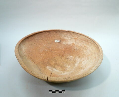 vase, image 2/2