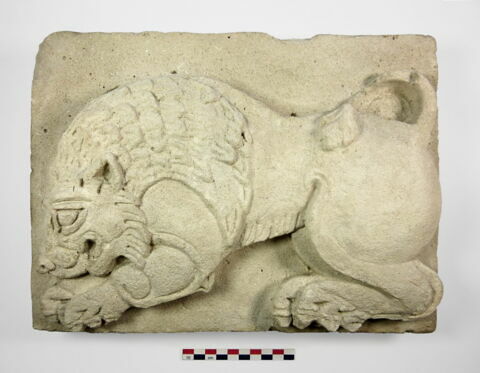 relief mural ; plaque, image 3/4