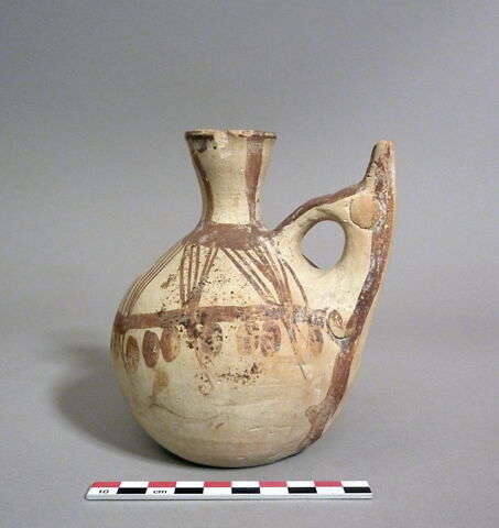 vase, image 1/1