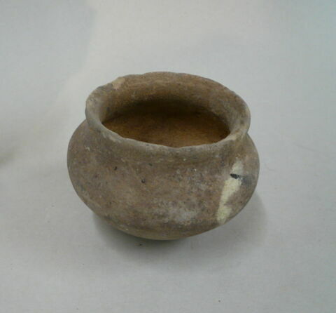 vase, image 1/1
