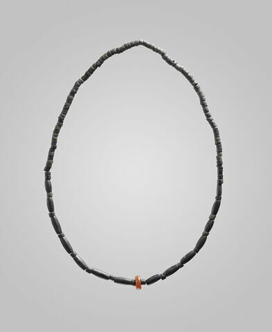 perle ; collier