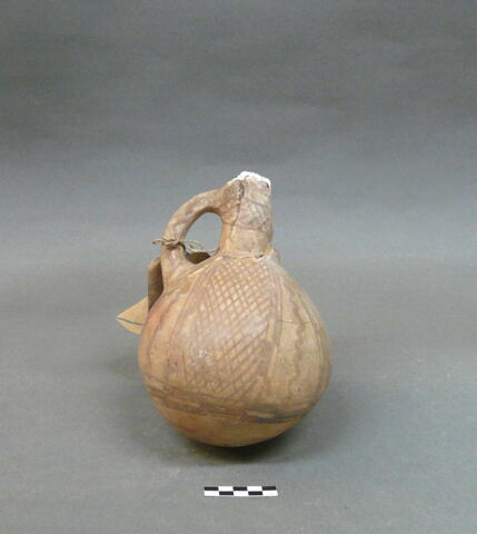 vase, image 1/2