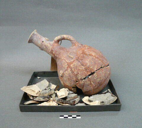 vase, image 1/2