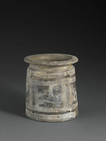 vase, image 1/4
