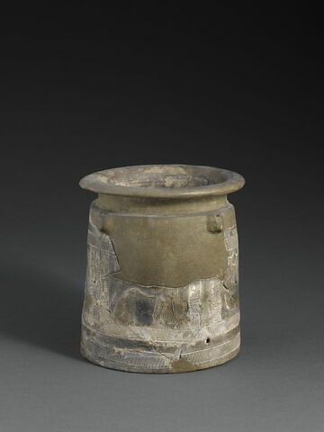 vase, image 3/4