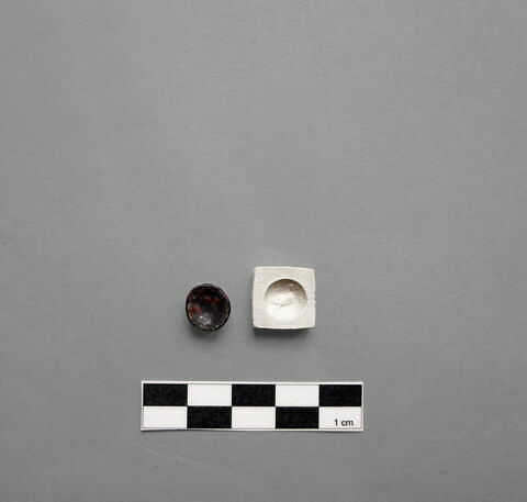 intaille, image 2/2