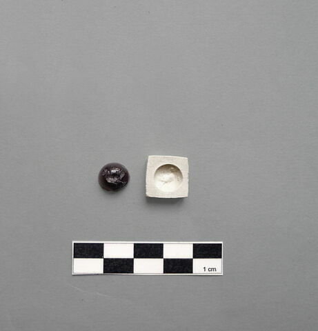 intaille, image 1/2