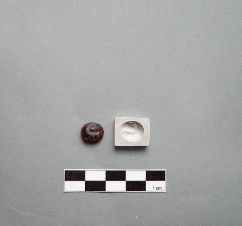 intaille, image 1/1