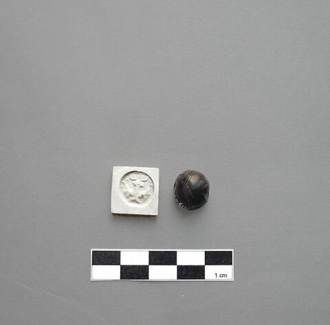 intaille, image 2/2