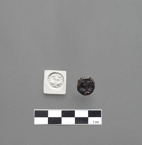 intaille, image 1/2