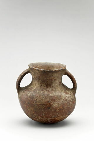 vase, image 1/3
