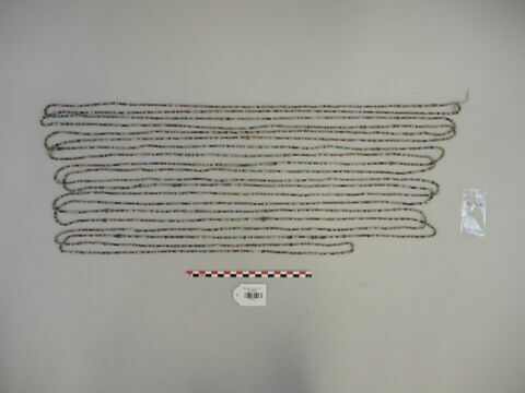 collier, image 1/1