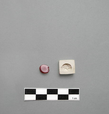 cachet, image 2/2