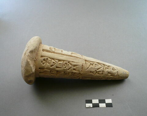 clou de fondation, image 2/3