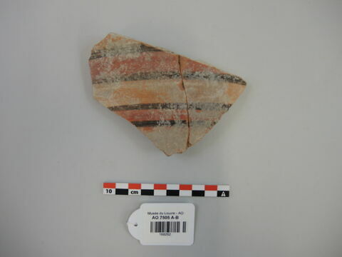 vase, image 1/3