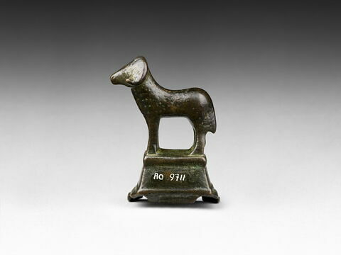 figurine, image 3/4