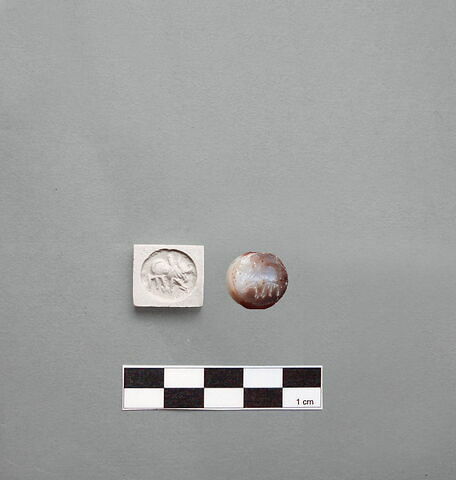 cachet, image 1/2