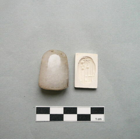 cachet, image 1/2