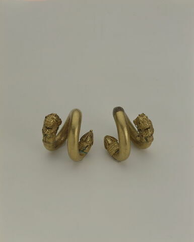 bijou, image 1/1