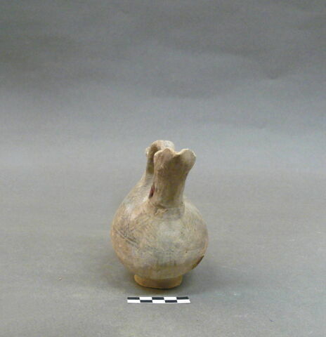 vase, image 8/8