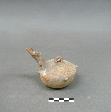 vase, image 1/4