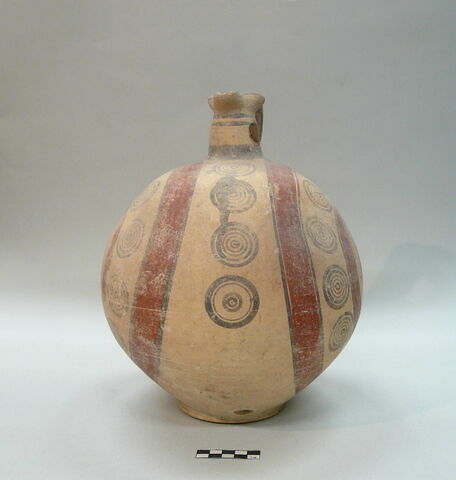 vase, image 5/5