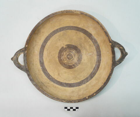 vase, image 2/2