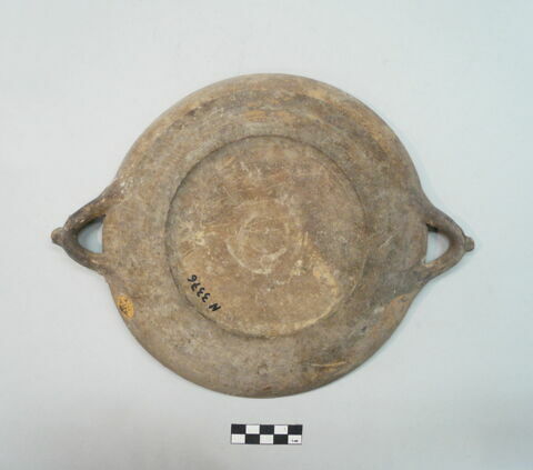 vase, image 2/2