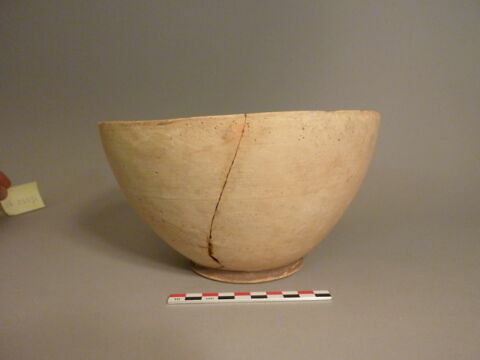 vase, image 10/11