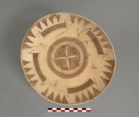 vase, image 9/11