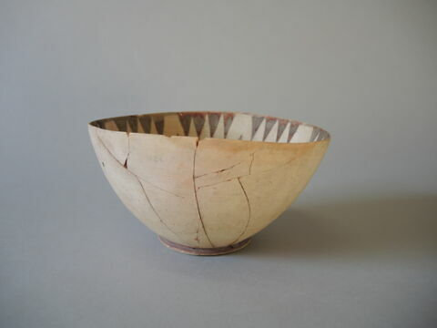 vase, image 7/11