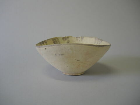 vase, image 4/10