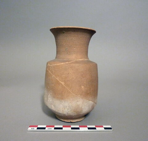 vase, image 1/1