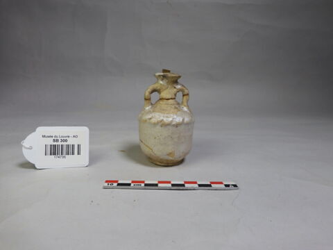 vase, image 1/2