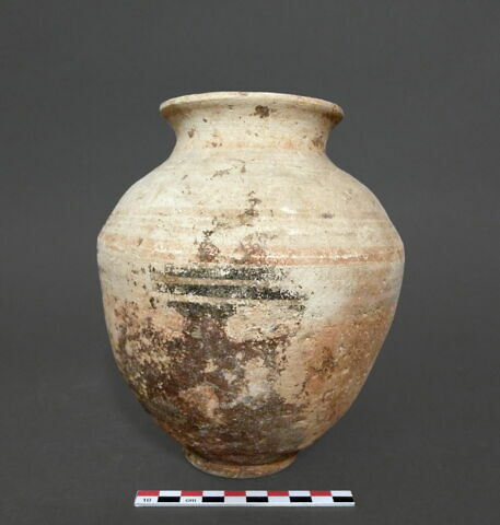vase, image 1/1